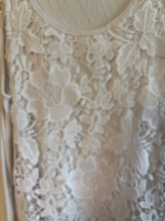 Cupio White Floral Lace Ruffle Tank - Picture 5 of 7